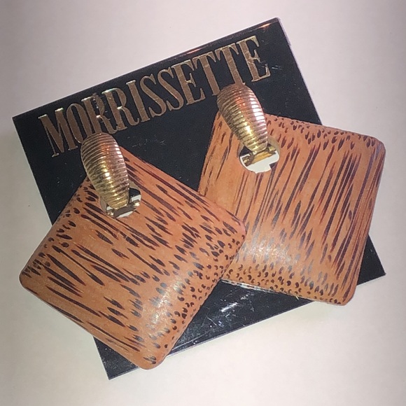 Morrissette Huge Brown Wooden and Gold Tone Retro Boho Earrings - Picture 1 of 4